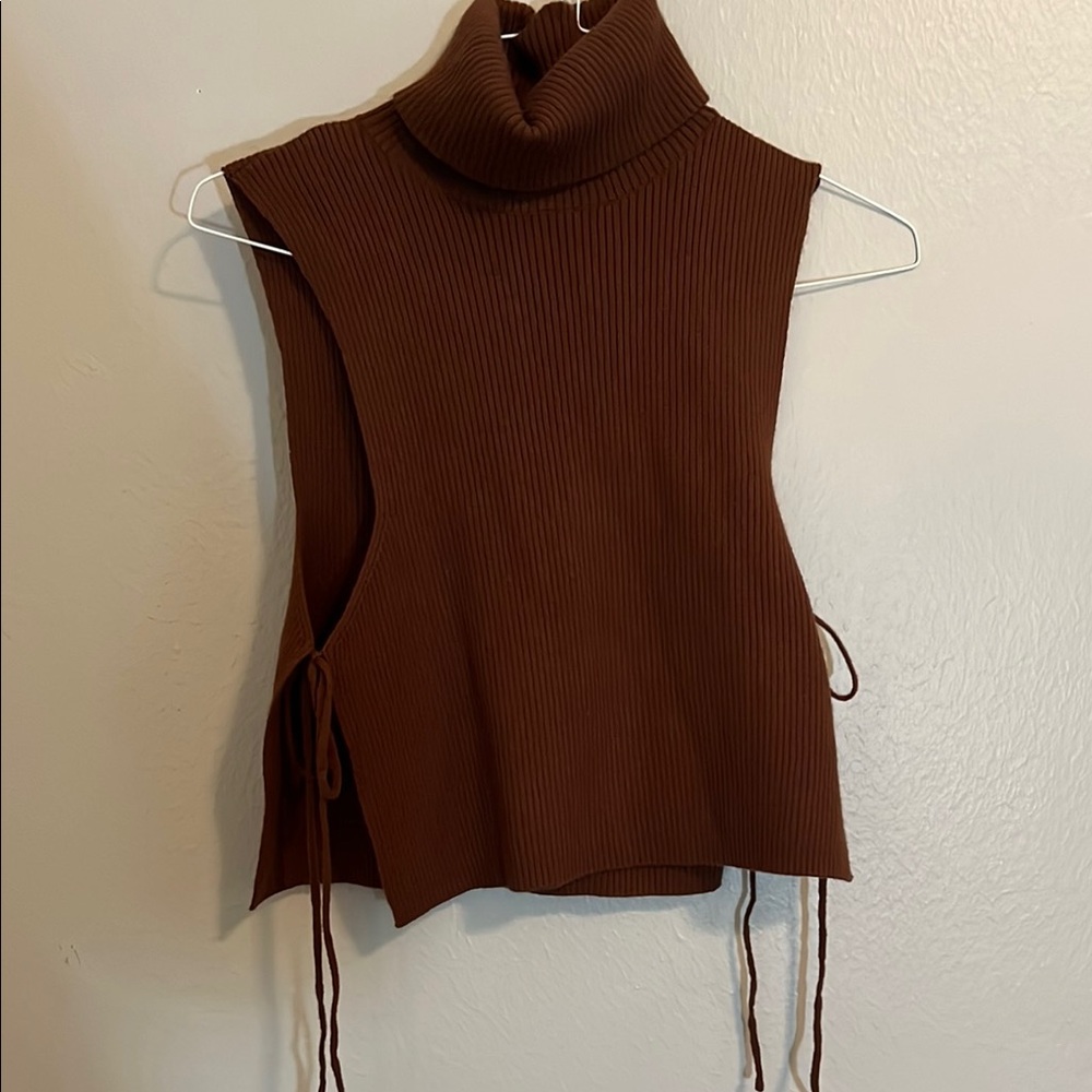 Forever 21 Women’s Brown Sleeveless Turtleneck Sweater